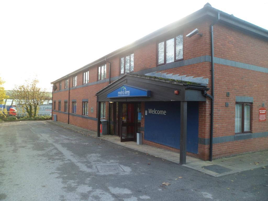 Metro Inns Huddersfield Exteriör bild